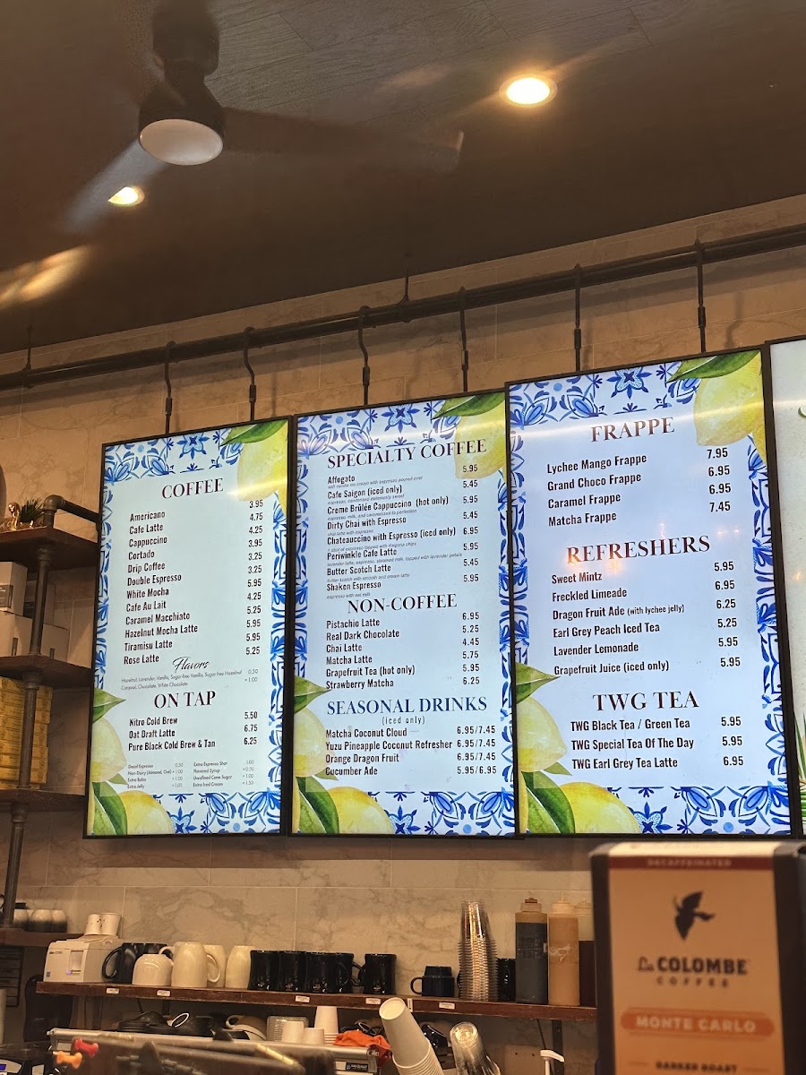 Chateau de Chantilly Cafe Menu - Image 1